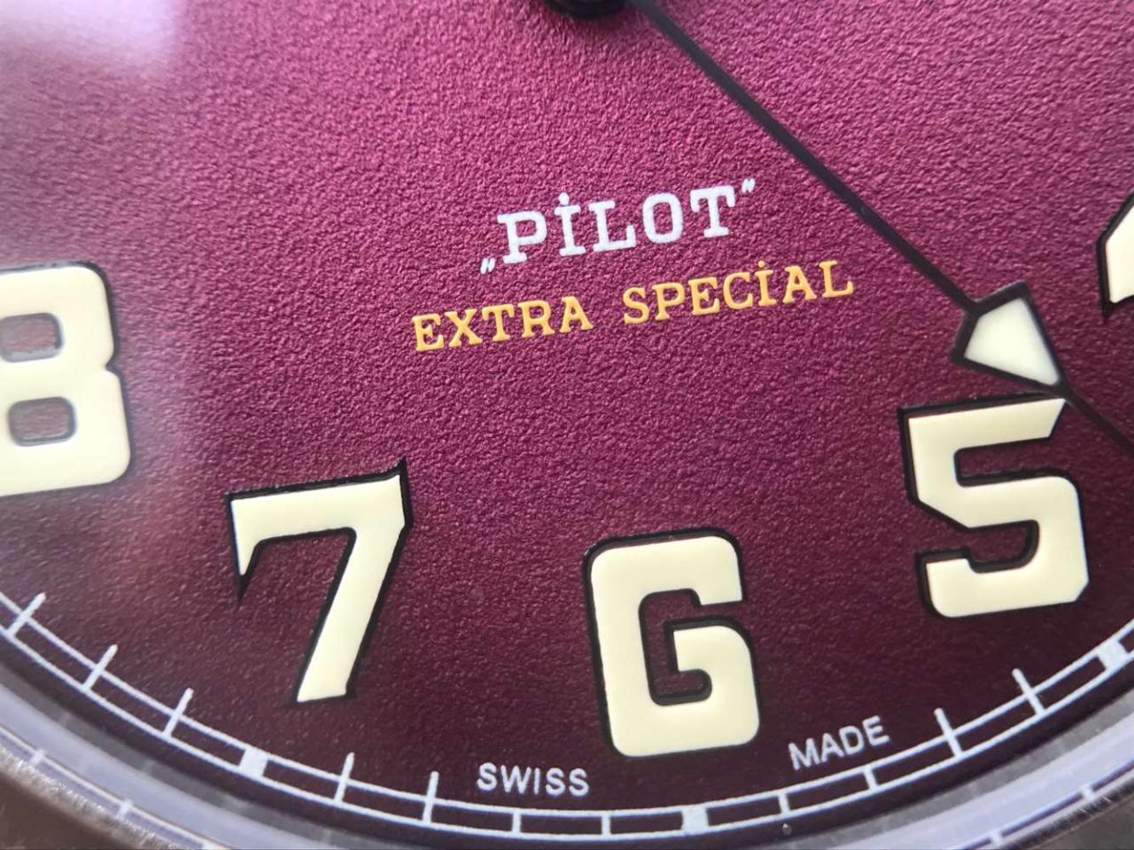 真力时飞行员系列11.1940.679 / 53.C808腕表