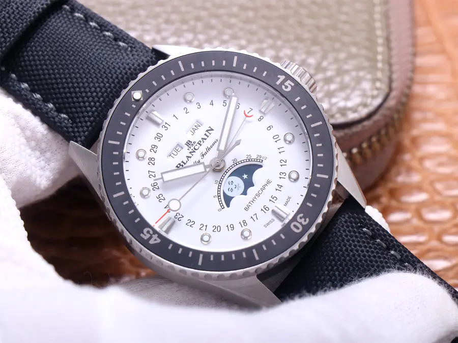 宝珀五十噚系列5054-1110-B52A腕表 (白色)