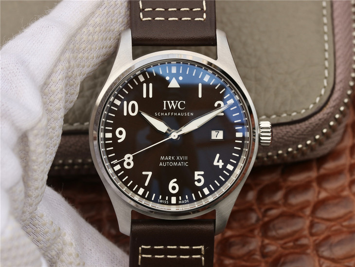 IWC万国表飞行员系列IW327003腕表
