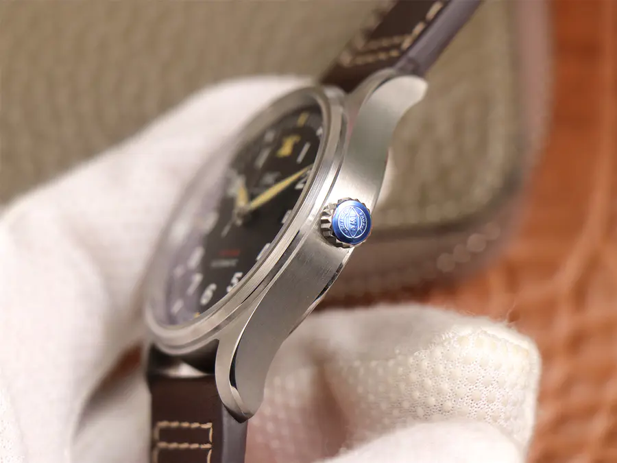 IWC万国表飞行员系列IW326803腕表