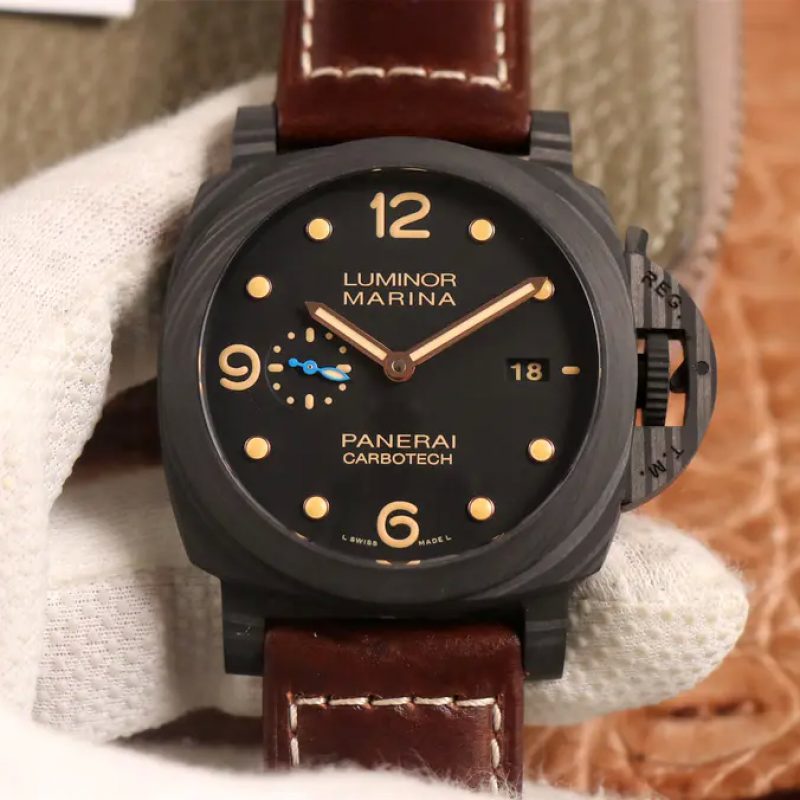 沛纳海LUMINOR 1950系列PAM00661腕表