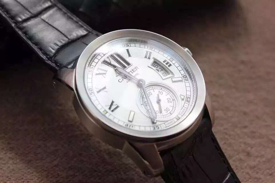 卡地亚CALIBRE DE CARTIER 系列W7100037腕表