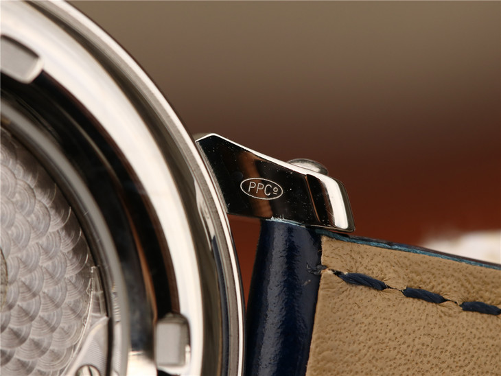 百达翡丽超级复杂功能时计系列6104G-001腕表