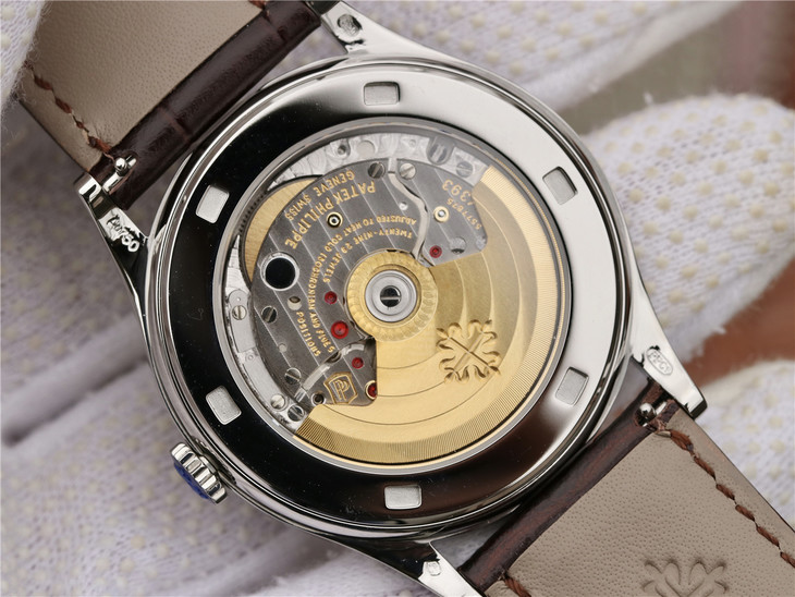 百达翡丽古典表系列5296G-010 白金腕表 (咖啡色表带)