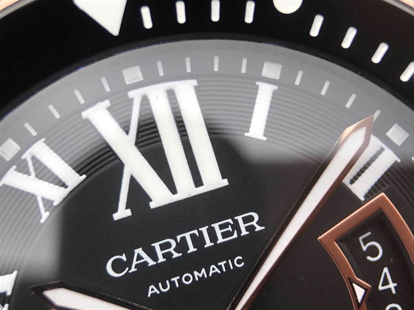 卡地亚CALIBRE DE CARTIER 系列W7100055腕表