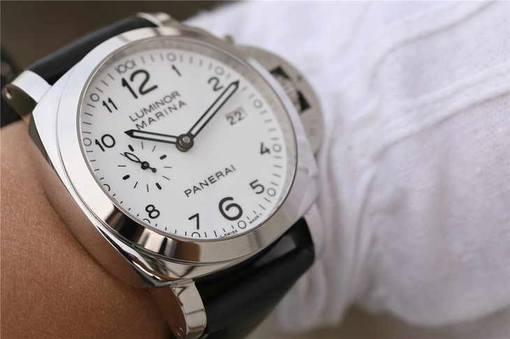 沛纳海LUMINOR 1950系列PAM00499腕表