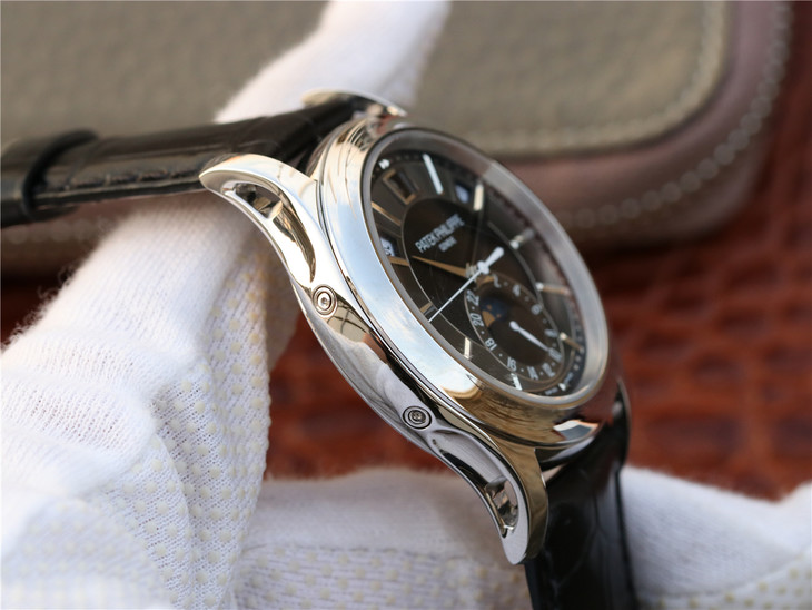 百达翡丽复杂功能时计系列5205G-010 白金腕表