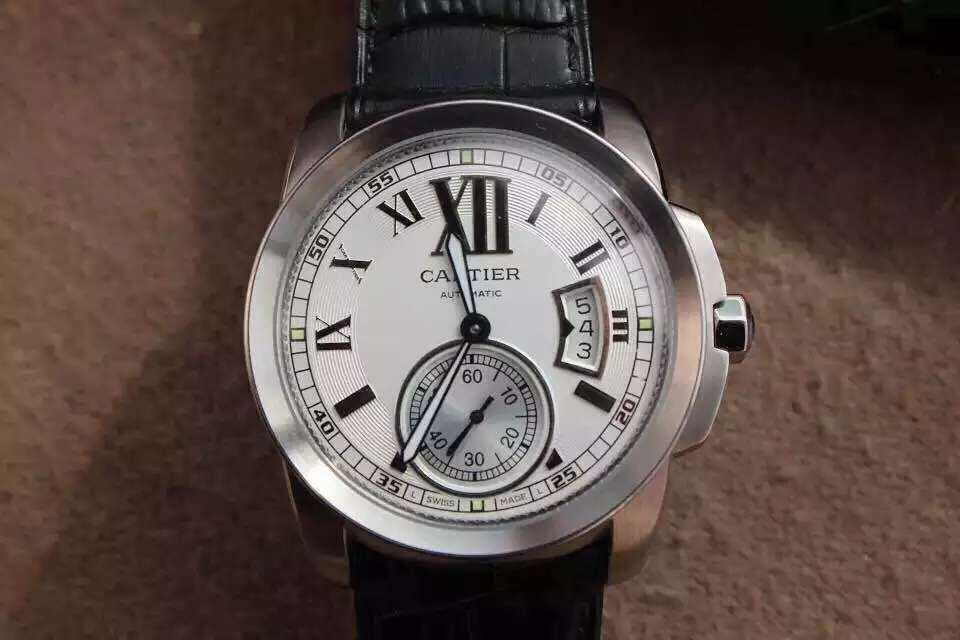 卡地亚CALIBRE DE CARTIER 系列W7100037腕表