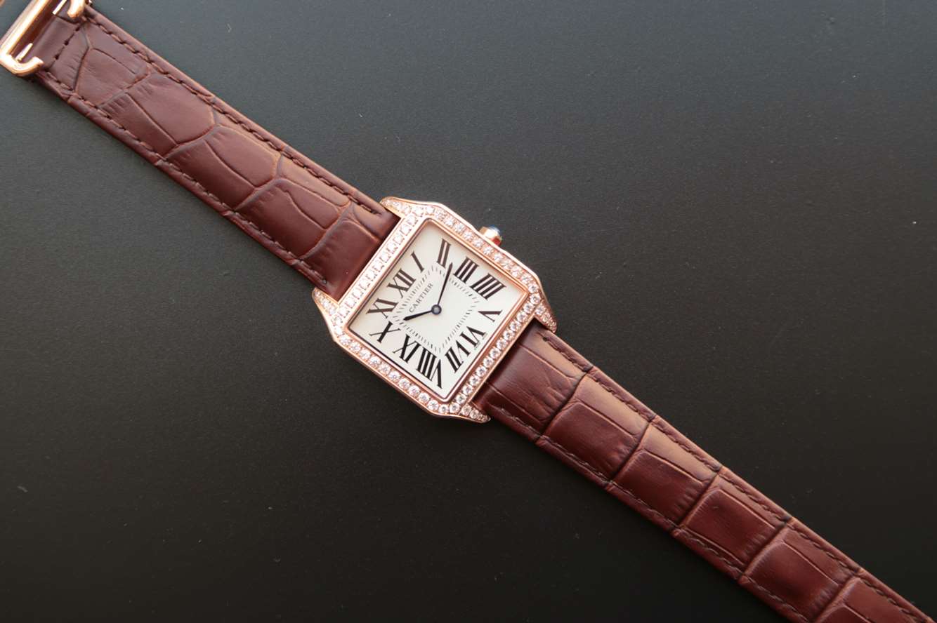 卡地亚山度士系列WH100751腕表