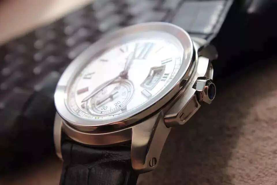 卡地亚CALIBRE DE CARTIER 系列W7100037腕表