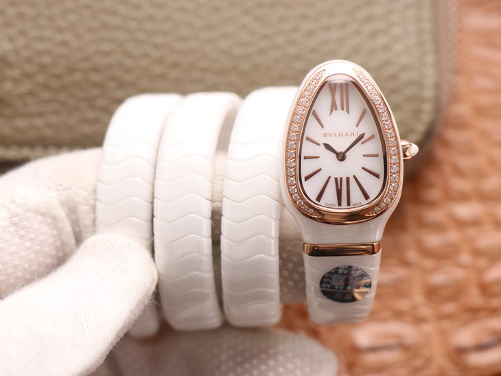 宝格丽SERPENTI系列白色陶瓷腕表腕表