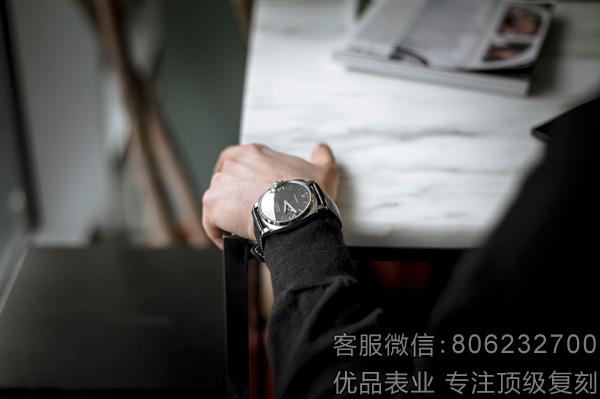 Panerai Traits Radiomir 1940腕表：引领你探索至纯设计本质