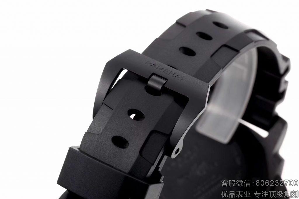 硬汉风格复刻表VS厂沛纳海960碳纤维限量发售