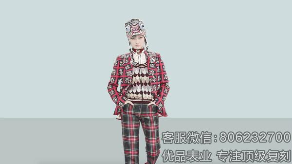 李宇春佩戴古驰G-Timeless 腕表亮相