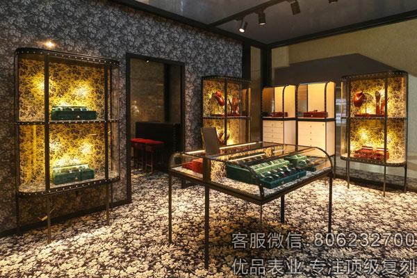 李宇春出席GUCCI腕表首饰中国巡回展览