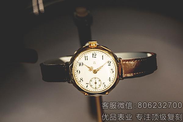 妮可·基德曼优雅揭幕欧米茄“她的时光”展览