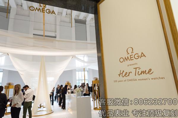 妮可·基德曼优雅揭幕欧米茄“她的时光”展览
