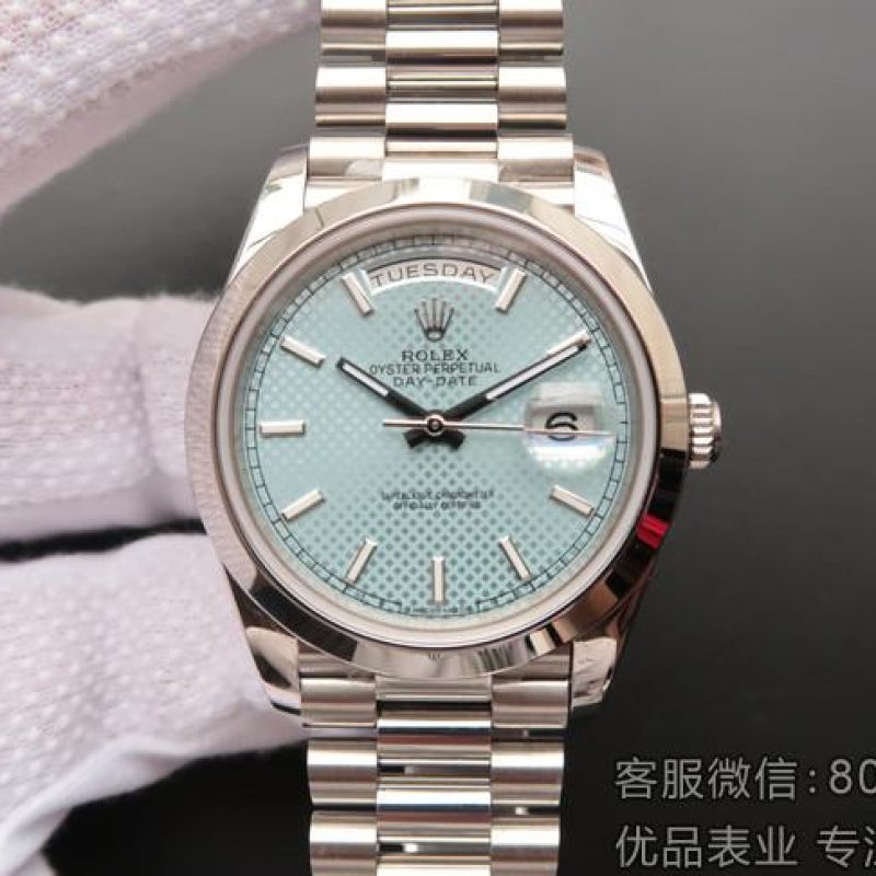 高仿劳力士星期日历型机械表 228206-83416冰蓝盘
