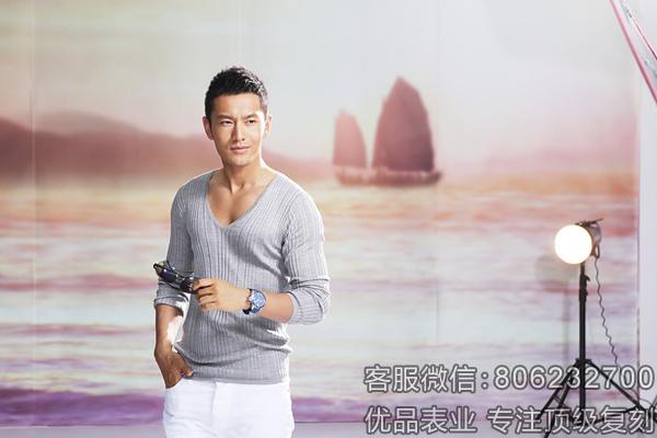 表圈男神频繁出镜，李易峰开赛车彭于晏看马术