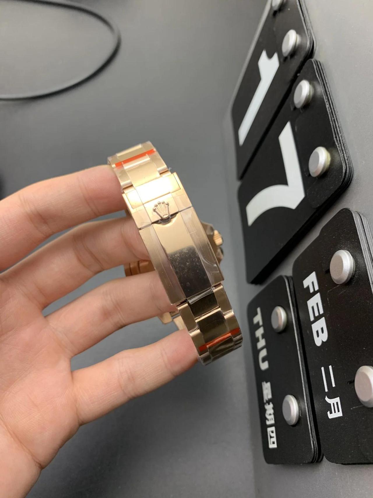 劳力士格林尼治型II系列m126715chnr-0001腕表