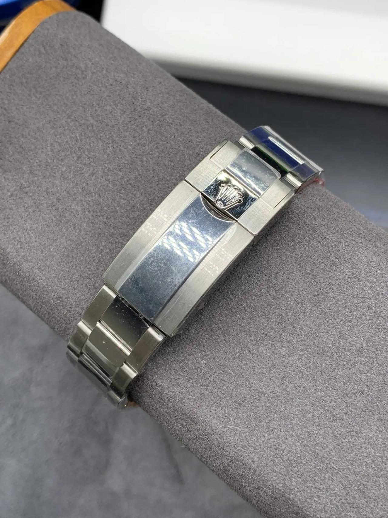 劳力士格林尼治型II系列m126719blro-0002腕表(可乐圈)